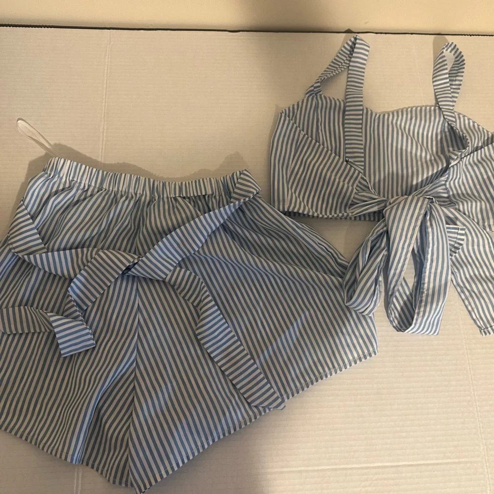 Seersucker Striped Blue High Waist Women Shorts set tie back top